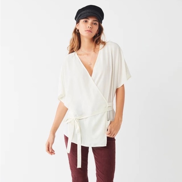Urban Outfitters Kimono Wrap Tunic Top - Picture 1 of 3